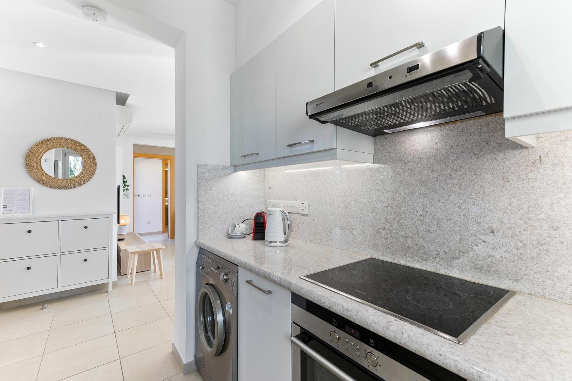 2 Bedroom Apartment Thalassa With Sea And Sunset Views, Aphrodite Hills Resort 库克里亚 外观 照片